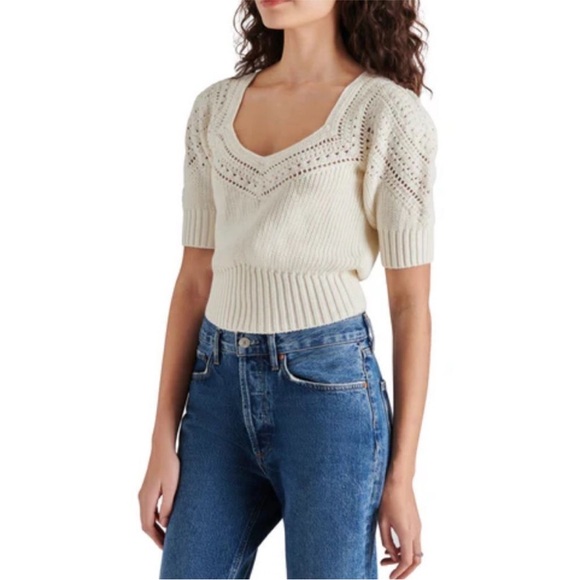 NWT Steve Madden Darcia Ivory Textured Knit Short Sleeve Sweater. Size Large - Picture 1 of 10